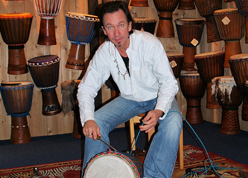 Djembe Trommel spannen